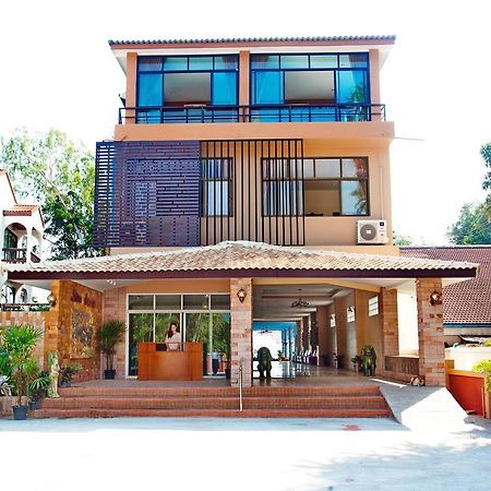Sea Breeze Guest House Cha-Am Zewnętrze zdjęcie
