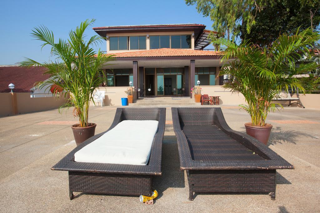 Sea Breeze Guest House Cha-Am Zewnętrze zdjęcie